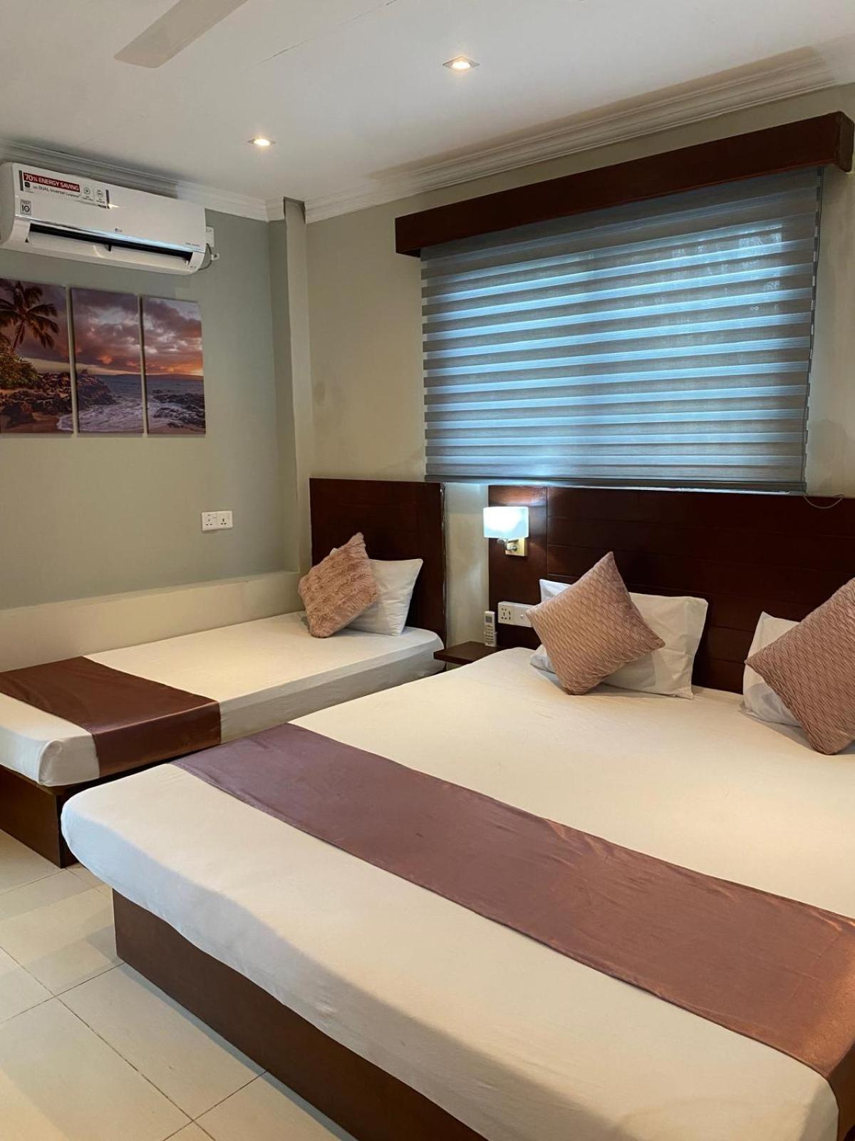Mercuryfm 101 Yarl Mercury Inn - Jaffna Exteriör bild